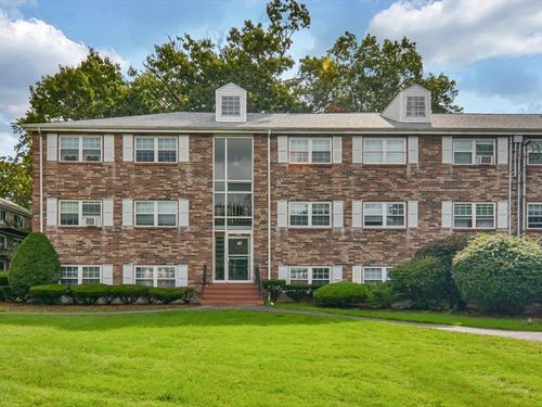 apt-7-47 Edgelawn Ave, North Andover, MA, 01845-4402 | Card Image