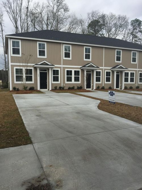 209 Alston Street, Summerville, SC, 29483 | Card Image