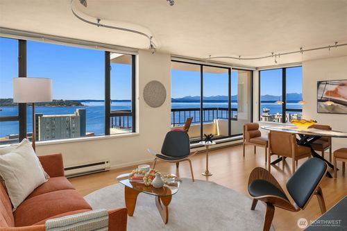apt-2003-2201 3rd Ave, Seattle, WA, 98121-2006 | Card Image