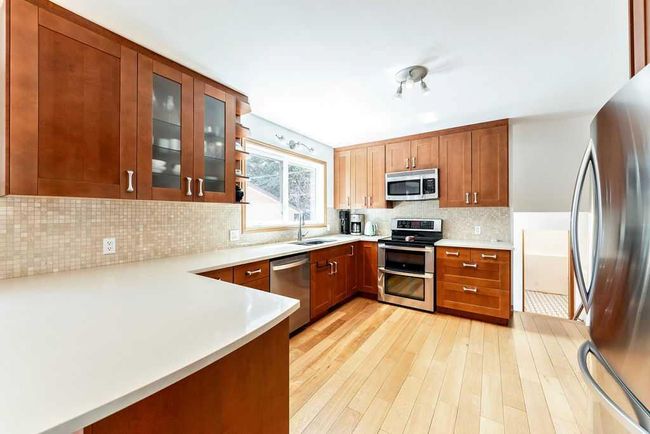 3023 Beil Avenue Nw, Home with 5 bedrooms, 2 bathrooms and 4 parking in Calgary AB | Image 14