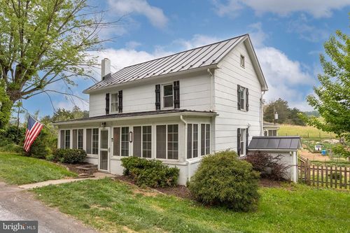 397 Country Brook Rd, TOMS BROOK, VA, 22660-2341 | Card Image