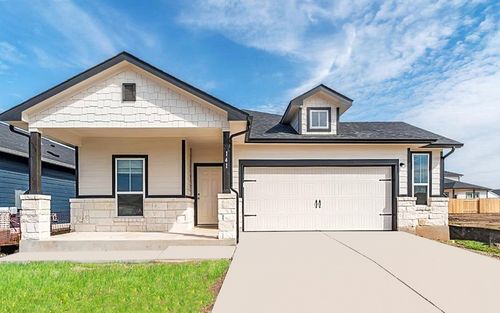 141 Yellowstone Dr, Kyle, TX, 78640-3334 | Card Image