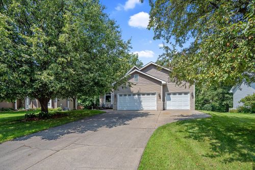 6617 Red Birch Court, Lino Lakes, MN, 55014 | Card Image