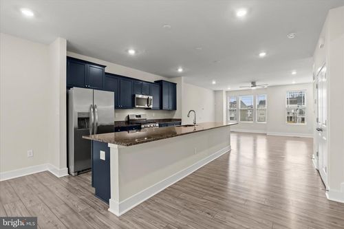 304 Sweetbay Rd, ESSEX, MD, 21221-2158 | Card Image