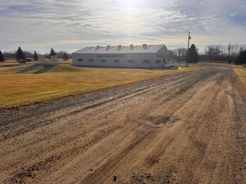 60395 Us Highway 12, Litchfield, MN, 55355-5227 | Card Image