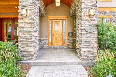 Open Concept Family Room. | Image 2