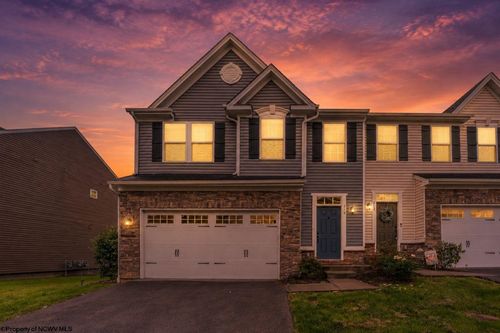 214 Stonehurst Dr, Morgantown, WV, 26501-7239 | Card Image