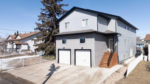 9313 103 Ave, Grande Prairie, AB, T8V1B2 | Card Image