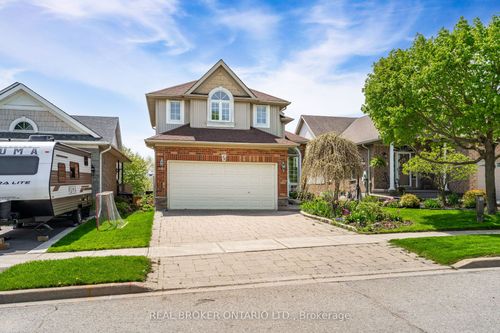 18 Appleton Dr, Orangeville, ON, L9W5C3 | Card Image