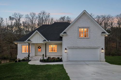 119 Casey St, Brush Creek, TN, 38547-2900 | Card Image