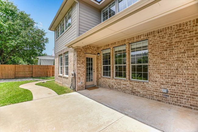 9201 Cessna Ln, House other with 5 bedrooms, 4 bathrooms and 4 parking in Austin TX | Image 4
