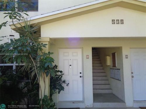 apt-1-530 Ne 15th Ct, Fort Lauderdale, FL, 33304-1164 | Card Image