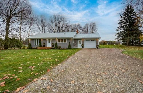 649 Main St S, Burgessville, ON, N0J1C0 | Card Image