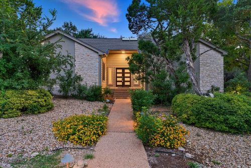 201 Nautilus Ave, Lakeway, TX, 78738-1007 | Card Image