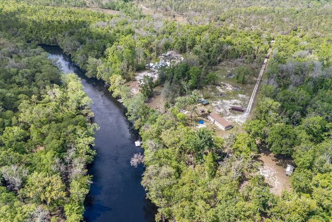 11200 Ne 22 Nd Ct, House other with 4 bedrooms, 3 bathrooms and null parking in BRANFORD FL | Image 29