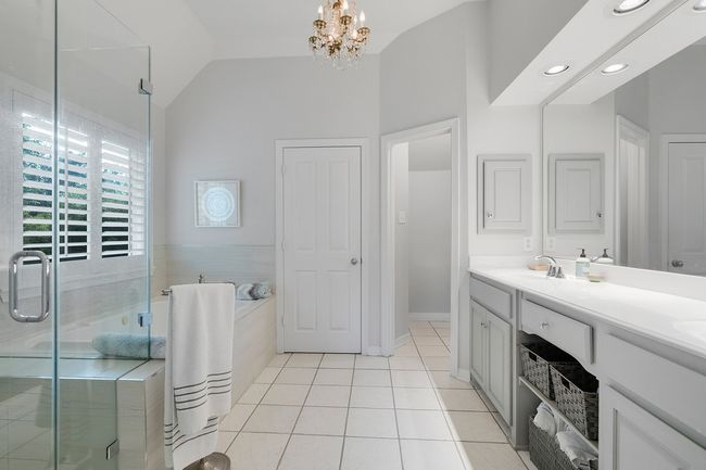 7955 Enclave Way, House other with 4 bedrooms, 3 bathrooms and null parking in Dallas TX | Image 27