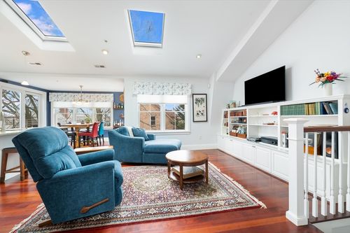 4-40 Mount Pleasant St, Cambridge, MA, 02140-2614 | Card Image