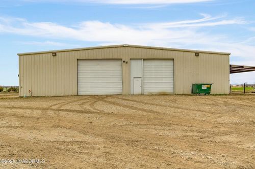 1389 County Road 2470, HUNTSVILLE, MO, 65259-2946 | Card Image