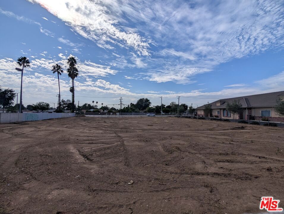 Land in Riverside 4
