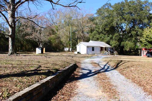 24561 Peavy Ln, Robertsdale, AL, 36567-3163 | Card Image