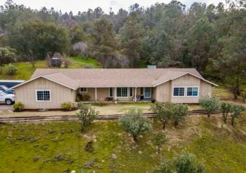 33117 Blueberry Hill Drive, Raymond, CA, 93653 | Card Image