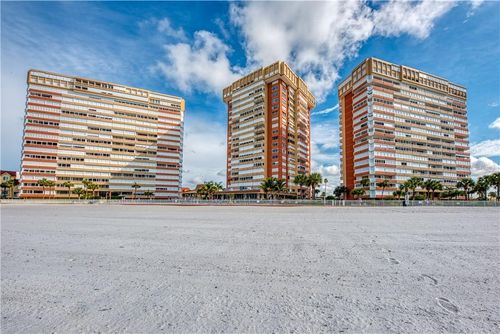 11d-17900 Gulf Blvd, REDINGTON SHORES, FL, 33708-1174 | Card Image