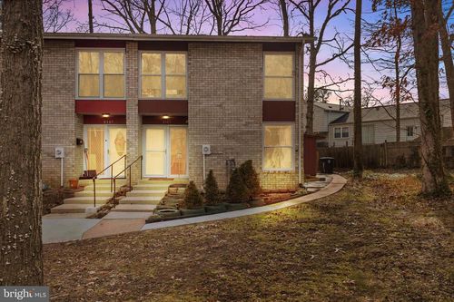 47b-8585 Seasons Way, LANHAM, MD, 20706-3820 | Card Image