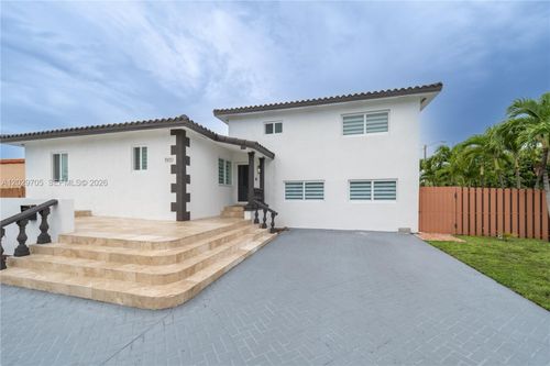 1900 Sw 83rd Ave, Miami, FL, 33155-1106 | Card Image