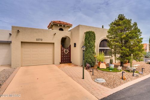 1070 W Camino Velasquez, Green Valley, AZ, 85622-4510 | Card Image