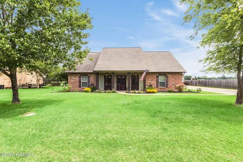 151 Suzanne Dejean Dr, Opelousas, LA, 70570-0733 | Card Image