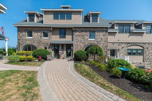 unit-13-152 Water St, Danvers, MA, 01923-4125 | Card Image