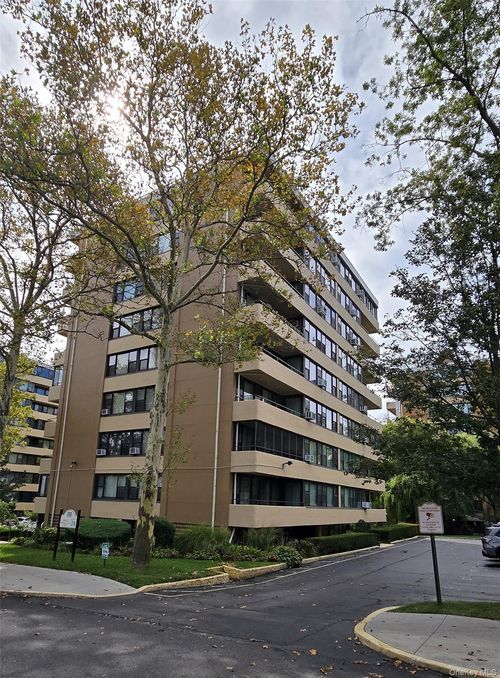 apt-4c-166 Powells Cove Blvd, Whitestone, NY, 11357-1502 | Card Image