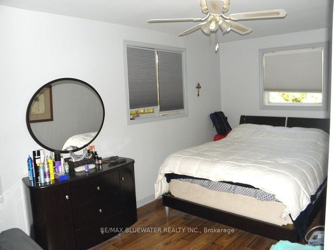 6016 Max Dr, House other with 2 bedrooms, 2 bathrooms and 6 parking in Kettle And Stony Point Fn ON | Image 23