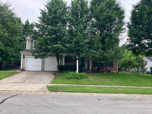 7667 Madden Ln, Fishers, IN, 46038-1303 | Card Image