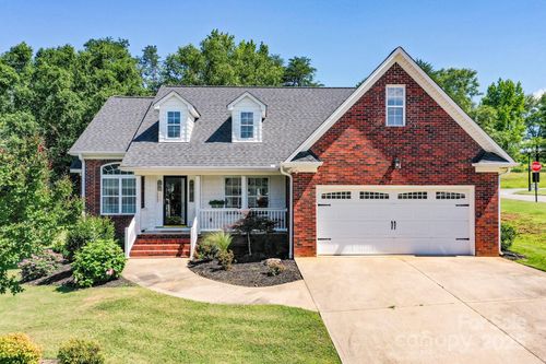 704 Adaline Dr, inman, SC, 29349-6104 | Card Image