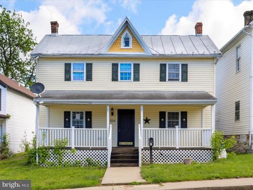 104 W High St, HANCOCK, MD, 21750-1130 | Card Image