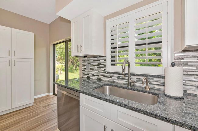 101 - 1712 Starling Dr, Condo with 2 bedrooms, 2 bathrooms and null parking in SARASOTA FL | Image 14