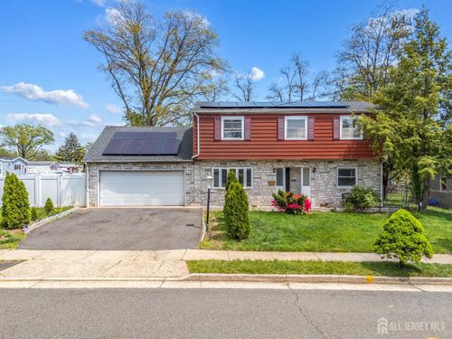 42 Mark Pl, Avenel, NJ, 07001-1521 | Card Image