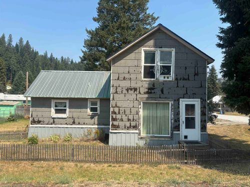 1300 W 1st St, Newport, WA, 99156-9712 | Card Image