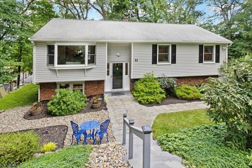 33 Ford Rd, Landing, NJ, 07850-1606 | Card Image