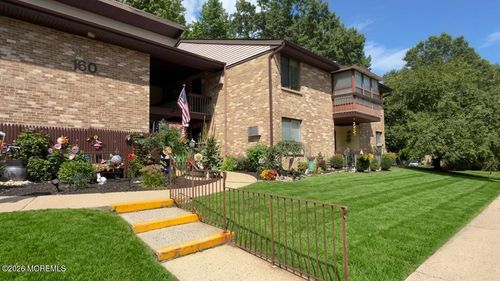 j-160 Cross Slope Ct, Manalapan, NJ, 07726-5417 | Card Image