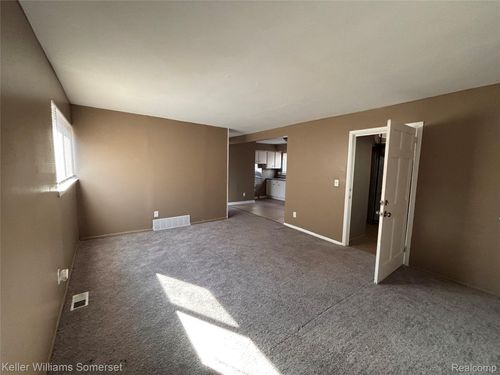 20221 Tireman St, Detroit, MI, 48228-2911 | Card Image