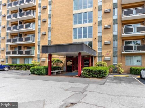 apt-203-200 Highland Ave, STATE COLLEGE, PA, 16801-4929 | Card Image