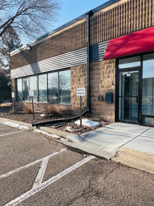 ste-100-1890 Wooddale Dr, Woodbury, MN, 55125-2973 | Card Image