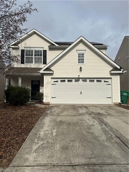 828 Jennifer Ln, High Point, NC, 27265-3291 | Card Image