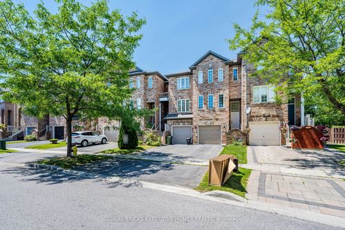124 Conn Smythe Dr, Scarborough, ON, M1J3P5 | Card Image