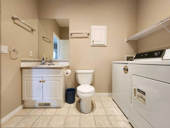 27 Skyline Cres, Home with 2 bedrooms, 2 bathrooms and 2 parking in Claresholm AB | Image 7