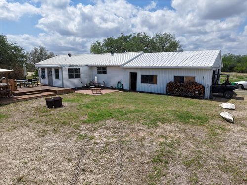 3010 N. Interstate 37 Access, Three Rivers, TX, 78071 | Card Image