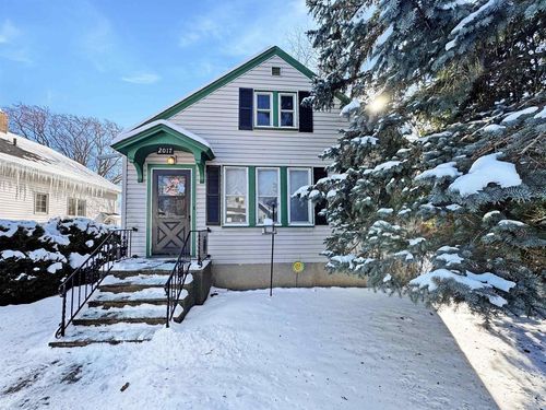 2017 Lewis Street, Marinette, WI, 54143 | Card Image