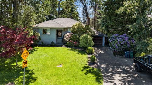 1465 Derby Rd, Saanich, BC, V8P1T2 | Card Image